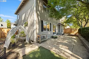 8310 SW Norfolk Ln, Portland, OR 97224 - Photo 36