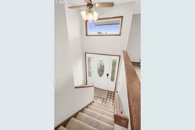 2755 SW Angeline Ct, Gresham, OR 97080 - Photo 8
