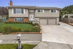 2755 SW Angeline Ct, Gresham, OR 97080 - Photo 2