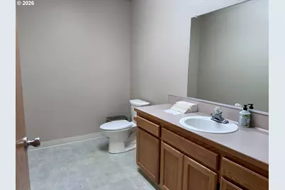 255 SW 1st Ave, Canby, OR 97013 - Photo 10