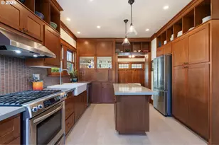 5735 N Detroit Ave, Portland, OR 97217 - Photo 16