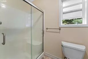 17940 SW 109th Ave, Tualatin, OR 97062 - Photo 32