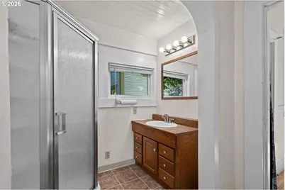 535 NE Knott St, Portland, OR 97212 - Photo 8