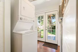 1005 SE Tenino St, Portland, OR 97202 - Photo 32