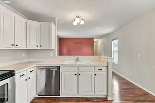 11615 Bunting Ln, Aurora, OR 97002 - Photo 16