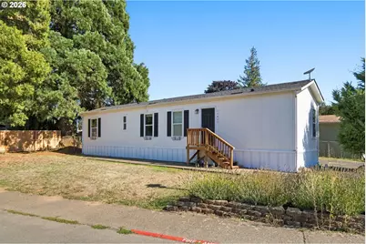 11615 Bunting Ln #NE, Aurora, OR 97002 - Photo 2