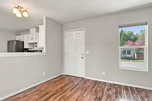 11615 Bunting Ln, Aurora, OR 97002 - Photo 8