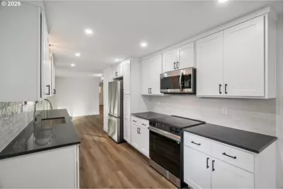 1602 NW 119th St, Vancouver, WA 98685 - Photo 2