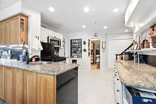 15745 SW Windham Terrace, Portland, OR 97224 - Photo 34