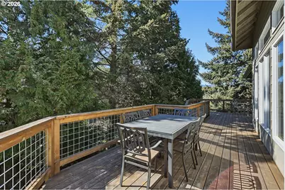 172 Palos Verdes, White Salmon, WA 98672 - Photo 8