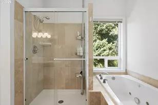 172 Palos Verdes, White Salmon, WA 98672 - Photo 22