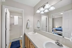 713 N Oak Hollow Dr, Newberg, OR 97132 - Photo 24