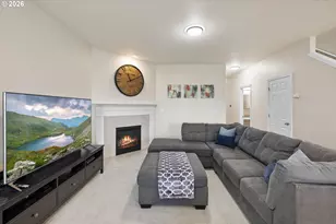 713 N Oak Hollow Dr, Newberg, OR 97132 - Photo 10