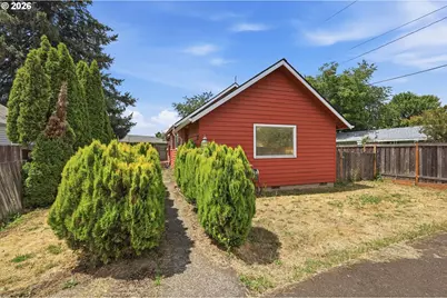 355 N Grove Ct, Eugene, OR 97404 - Photo 2