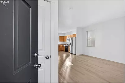 20618 SW Rockport Ln, Beaverton, OR 97006 - Photo 2