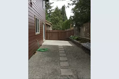 2013 NW Bella Vista Dr, Gresham, OR 97030 - Photo 18