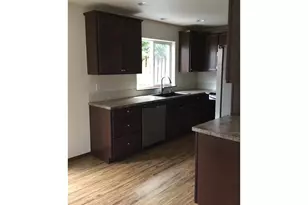 2013 NW Bella Vista Dr, Gresham, OR 97030 - Photo 4