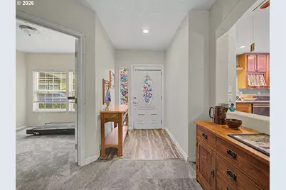 24683 E Cedar Hill Pl, Welches, OR 97067 - Photo 6