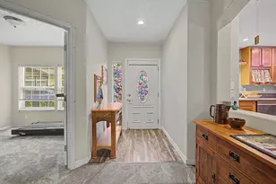 24683 E Cedar Hill Pl, Welches, OR 97067 - Photo 6