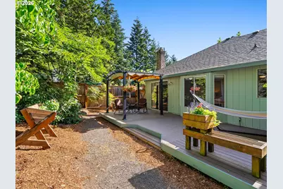 6605 SW Wisteria Pl, Beaverton, OR 97008 - Photo 34