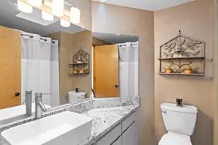 6605 SW Wisteria Pl, Beaverton, OR 97008 - Photo 10