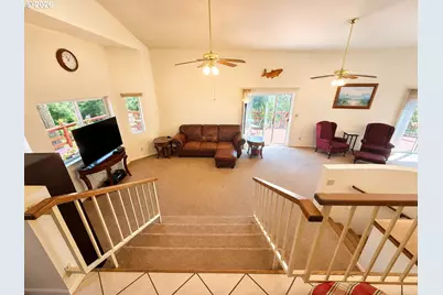 17053 Eastwood Ln, Brookings, OR 97415 - Photo 8