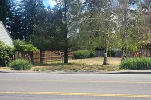 4762 Lancaster Dr, Salem, OR 97305 - Photo 1