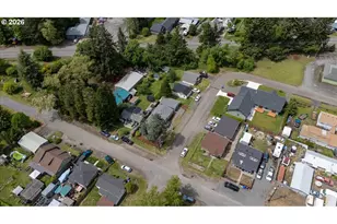 365 SW 7th Ave, Mill City, OR 97360 - Photo 38