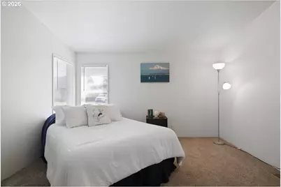 365 SW 7th Ave, Mill City, OR 97360 - Photo 16