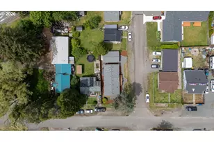 365 SW 7th Ave, Mill City, OR 97360 - Photo 36