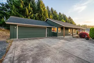 1620 Samuel Dr, Cottage Grove, OR 97424 - Photo 1