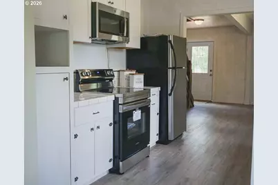 1735 N Elm St, Coquille, OR 97423 - Photo 12