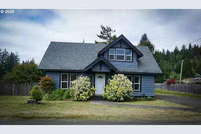 1735 N Elm St, Coquille, OR 97423 - Photo 2