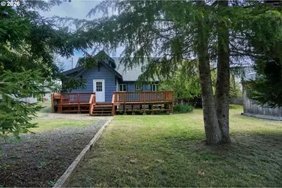 1735 N Elm St, Coquille, OR 97423 - Photo 4