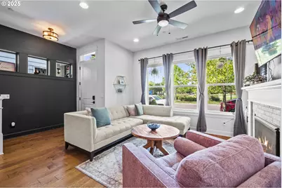 28945 SW Costa Cir, Wilsonville, OR 97070 - Photo 8