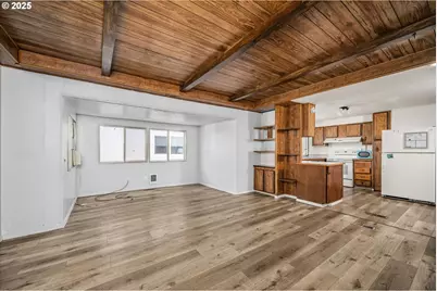 2145 31st St #23, Springfield, OR 97477 - Photo 6