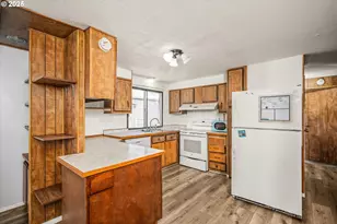 2145 31st St, Springfield, OR 97477 - Photo 10