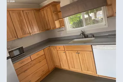 206 Sage St, Roosevelt, WA 99356 - Photo 8