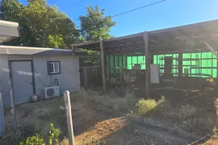 206 Sage St, Roosevelt, WA 99356 - Photo 2