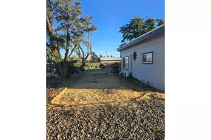 206 Sage St, Roosevelt, WA 99356 - Photo 2