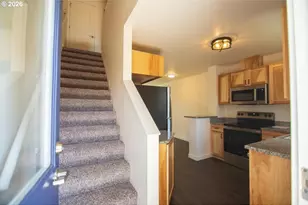 1638 S St, Springfield, OR 97477 - Photo 18