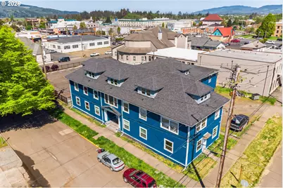 2214 5th St, Tillamook, OR 97141 - Photo 6