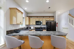 2150 NE Multnomah St, Portland, OR 97232 - Photo 8