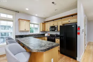 2150 NE Multnomah St, Portland, OR 97232 - Photo 10