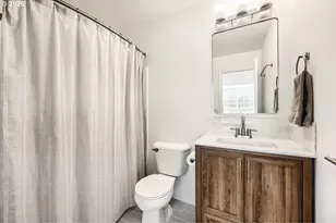 7390 NE Shaleen St, Hillsboro, OR 97124 - Photo 16
