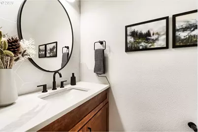7390 NE Shaleen St, Hillsboro, OR 97124 - Photo 8
