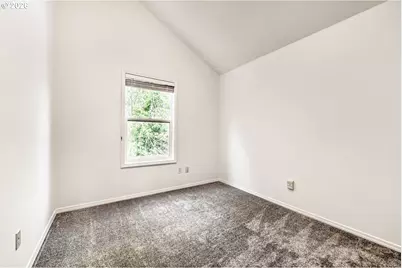 7390 NE Shaleen St, Hillsboro, OR 97124 - Photo 18