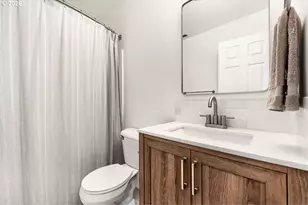 7390 NE Shaleen St, Hillsboro, OR 97124 - Photo 18