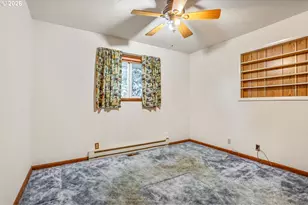 28250 SW Farmington Rd, Hillsboro, OR 97123 - Photo 18