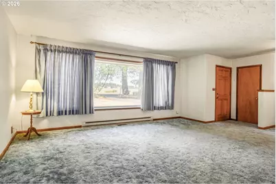 28250 SW Farmington Rd, Hillsboro, OR 97123 - Photo 4